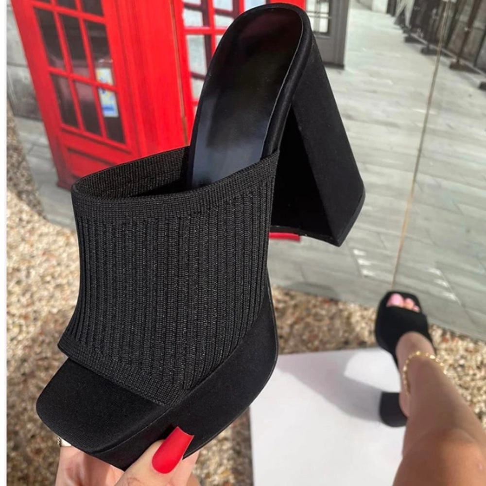 Elegant Black Women's Heeled Mules